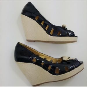 Seychelles wedge size 7